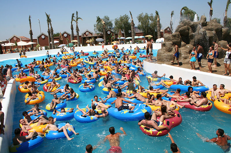 WAVE POOL